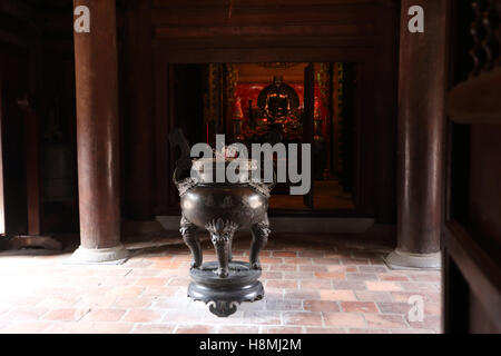 Im Volksmund genannt Van Mieu - Tempel des Konfuzius Tempel der Literatur in Hanoi. Stockfoto