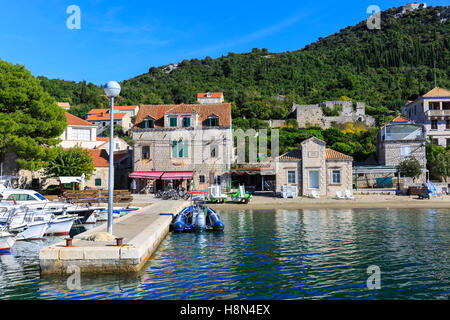 Der Hafen der kleinen Insel von Koločep (Kolocep), Elafiti-Inseln in der Nähe von Dubrovnik, Adria, Kroatien Stockfoto
