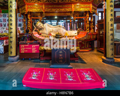 Buddha-Statue in der Jade-Buddha-Tempel in Shanghai, China Stockfoto