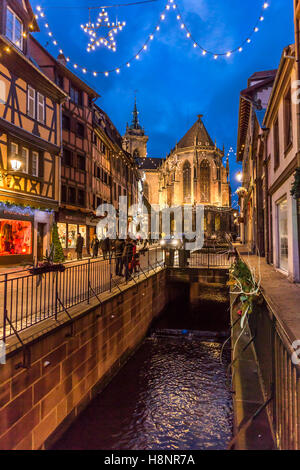 Das Zentrum von Colmar bei Nacht, Weihnachten, Wein-route, Elsass, Haut Rhin, Frankreich Stockfoto