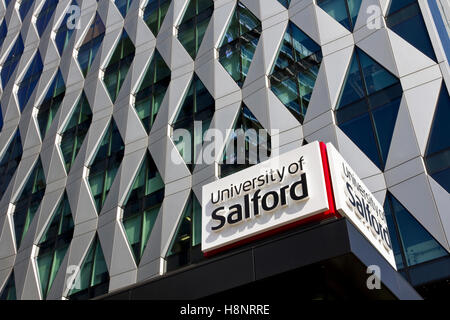 Universität von Salford, Orange-Tower-Gebäude, Medienstadt, Salford Quays, Salford, größere Manchester, England, Vereinigtes Königreich Stockfoto