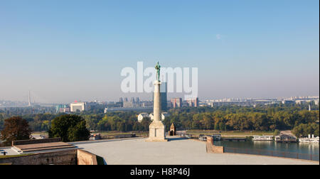 Pobednik Denkmal im Kalemegdan-Park, der größte Park und das bedeutendste historische Bauwerk in Belgrad. Stockfoto