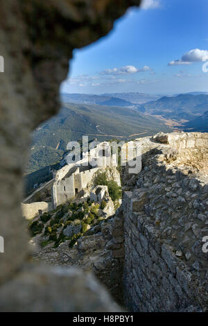 Katharer-Burg Château de Peyrepertuse (Süd-Frankreich Stockfoto