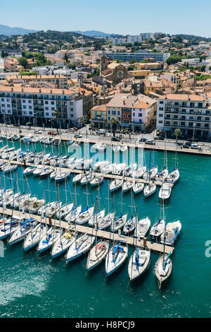 Luftaufnahme des Hafens von La Seyne-sur-Mer (Süd-Ost-Frankreich) Stockfoto