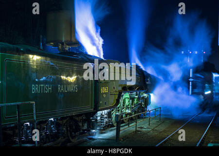 Neubau, 2008, LNER Peppercorn Klasse A1 Dampf Lokomotive 60163 Tornado in Ruhe in der Nacht über die Grube bei Bewdley auf der SVR Stockfoto