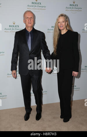 Hollywood, USA. 15. November 2016. James Cameron und Suzy Amis Cameron besuchen den 40. Jahrestag der Rolex Awards for Enterprise im Dolby Theater am 15. November 2016 in Hollywood, Kalifornien Credit: MediaPunch Inc/Alamy Live News Stockfoto