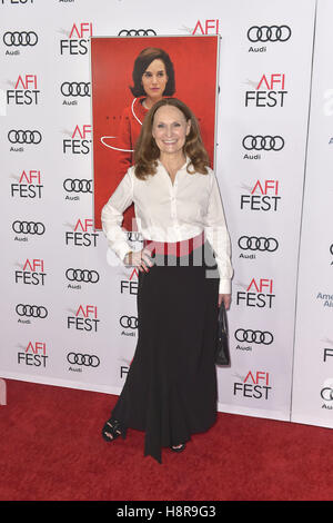 Hollywood, Kalifornien. 14. November 2016. Beth Grant besucht die "Jackie" Premiere während der AFI FEST 2016 präsentiert Audi auf TCL Chinese Theatre am 14. November 2016 in Hollywood, Kalifornien. | Verwendung Weltweit © Dpa/Alamy Live-Nachrichten Stockfoto