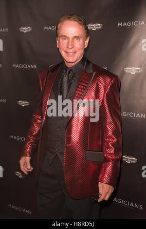 Los Angeles, Kalifornien, USA. 15. November 2016. Brian Gillis kommt bei Magier: Life In The Impossible - LA Premiere im Vista Theater am 15. November 2016 in Los Angeles, Kalifornien. Bildnachweis: Das Foto Zugang/Alamy Live-Nachrichten Stockfoto