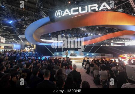Los Angeles CA. 16. November 2016. Los Angeles, Kalifornien, USA. 16. November 2016. Der Los Angeles Auto Show Mittwoch, 16. November 2016, in Los Angeles. Bildnachweis: Ringo Chiu/ZUMA Draht/Alamy Live-Nachrichten Stockfoto