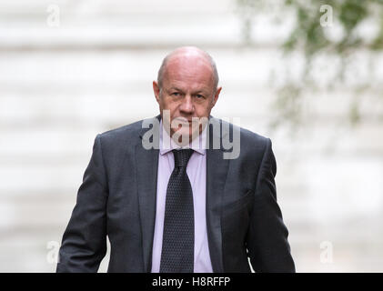 Großbritanniens Arbeit und Renten Sekretär, Damian Green, kommt für eine Sitzung des Kabinetts in 10 Downing Street Stockfoto