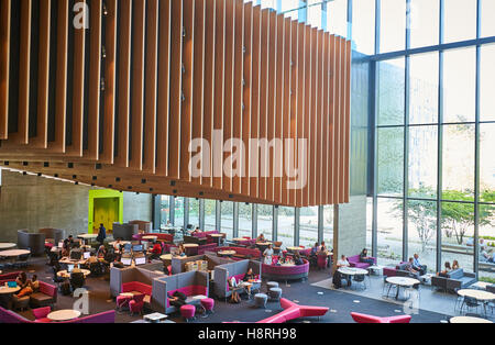 Überblick über das Innere der Gebäude an der Oxford Brookes University John Henry Brookes Stockfoto