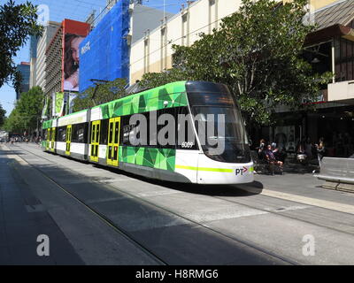 Außenansicht des neuen E-Klasse-Straßenbahnen in Melbourne, Australien Stockfoto