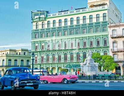 HAVANNA, KUBA - 14. JULI 2016. Ansicht des restaurierten Saratoga Hotel, gebaut im Jahre 1879 in Alt-Havanna Nachbarschaft gegenüber der CapitoliBenutzt Stockfoto