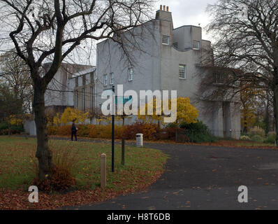 Haus für eine Kunst-Liebhaber Bellahouston park Glasgow Charles Rennie Mackintosh Stockfoto