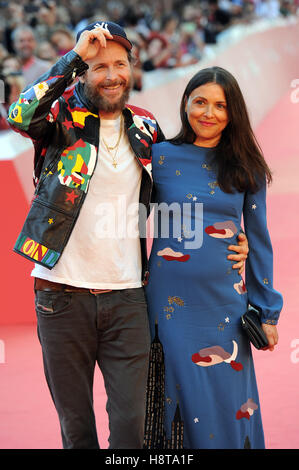 Jovanotti, dem Gast eine "Enge Begegnung" Veranstaltung mit dem Publikum, mit dem Titel "Bilder, Musik und Worte," mit seiner Frau Francesca Valiani auf dem 11. Rome Film Festival in Rom, Italien.  Mitwirkende: Lorenzo Cherubini, Jovanotti, Francesca Valiani Wher Stockfoto