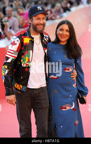 Jovanotti, dem Gast eine "Enge Begegnung" Veranstaltung mit dem Publikum, mit dem Titel "Bilder, Musik und Worte," mit seiner Frau Francesca Valiani auf dem 11. Rome Film Festival in Rom, Italien.  Mitwirkende: Lorenzo Cherubini, Jovanotti, Francesca Valiani Wher Stockfoto