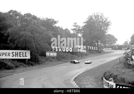 1962 VERMEIDET WACHEN TROPHY MARKEN DOUG GRAHAM SPINS LOTUS 15 SPENCE LOTUS 23 Stockfoto