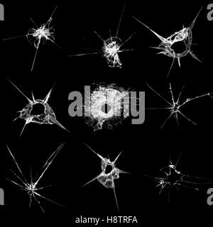 Satz von Silhouetten Risse auf Glasscherben als Schaden durch Kugeln, isoliert auf schwarz. Vektor Stock Vektor