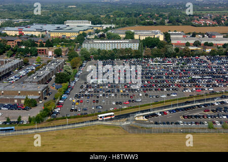 Luftaufnahme von Heathrow Northwood Straße Auto Park, London, UK Stockfoto