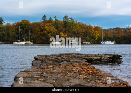 Windermere im Frühherbst Stockfoto