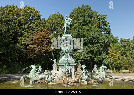 Neptunbrunnen, Stadtpark Nürnberg, Mittelfranken, Franken, Bayern, Deutschland Stockfoto