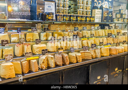 Die verschiedenen Arten von Halva, das berühmte Eastern Dessert beim Mahane Yehuda Markt Stockfoto