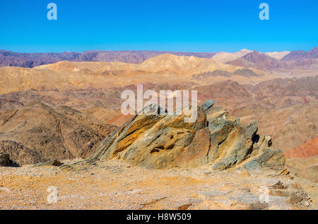 Das Naturschutzgebiet Masiv Eilat ist der perfekte Ort zum Besuch von Eilat Resort und genießen die Schönheit der Berge, Israel. Stockfoto