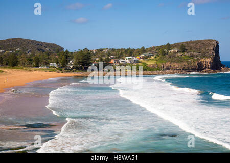 Blick nach Norden entlang Avalon Beach, einem der berühmten Nordstrände von Sydney, new South Wales, Australien Stockfoto