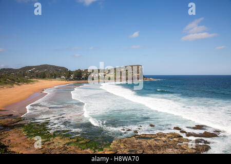 Blick nach Norden entlang Avalon Beach, einem der berühmten Nordstrände von Sydney, new South Wales, Australien Stockfoto