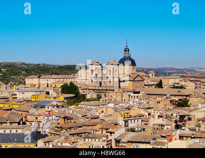 Spanien, Kastilien-La Mancha, Toledo, Altstadt, Blick auf die Kirche von San Ildefonso. Stockfoto