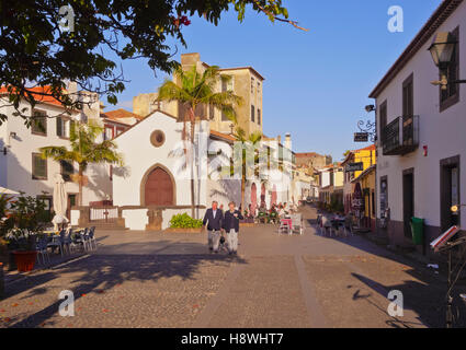 Portugal, Madeira, Funchal, Blick auf die Kirche am Largo Corpo Santo. Stockfoto