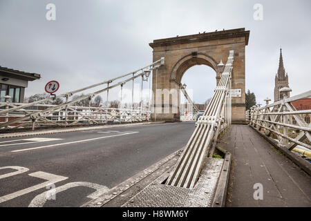 Die Brücke bei Marlow ist die einzige Hängebrücke auf der nicht-Gezeiten Themse. Es wurde von William Tierney Clark entworfen. Stockfoto