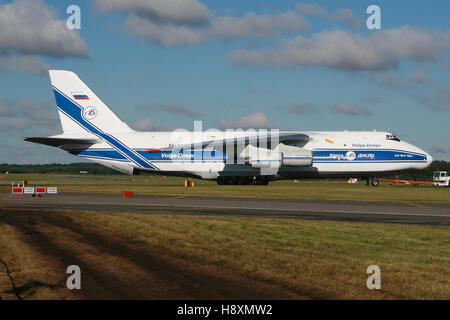Antonov 124 Volga dnepr Stockfoto