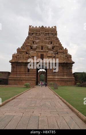 Keralantakan Tiruvasal, zweiter Eingang Gopura, Brihadisvara-Tempel, Thanjavur, Tamil Nadu, Indien. Stockfoto