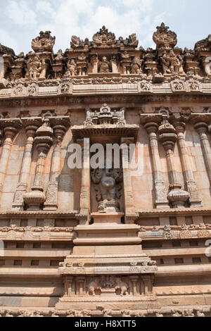 Ganesha, Nische an der Südwand, Subrahmanyam Schrein, Brihadisvara-Tempel-Komplex, Thanjavur, Tamil Nadu, Indien. Stockfoto