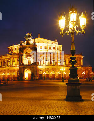 Semper Oper, Theatreplatz, Dresden, Sachsen, Deutschland Stockfoto