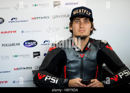 Valencia, Spanien. 16. November 2016. #17 KAREL ABRAHAM (Tschechisch) ziehen & tragen ASPAR TEAM DUCATI während Valencia MotoGP offiziellen Testtag 2 am Circuit Ricardo Tormo, Valencia. © Jose Breton/Pacific Press/Alamy Live-Nachrichten Stockfoto