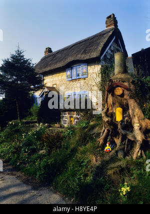 Charlie Mäuse in der alten Rock-Hütte in der Nähe von Brighstone Haus. Isle Of Wight. England. VEREINIGTES KÖNIGREICH. Ca. 80er Jahre Stockfoto