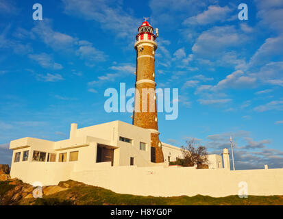 Uruguay, Rocha Abteilung, Blick auf den Leuchtturm in Cabo Polonio. Stockfoto