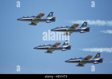 Italienische Kunstflugstaffel Frecce Tricolori Stockfoto