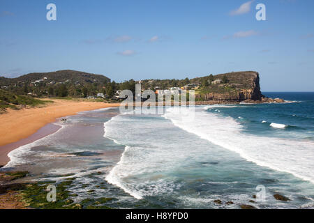 Blick nach Norden entlang Avalon Beach, einem der berühmten Nordstrände von Sydney, new South Wales, Australien Stockfoto