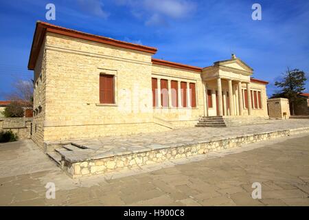Östlichen Mittelmeer im Neo-klassischen Schulgebäude, Lofou, Zypern, Stockfoto