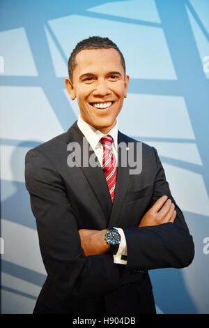 Berlin, Deutschland. 15. November 2016. Eine Wachsfigur von US-Präsident Barack Obama auf dem Display in Madame Tussauds in Berlin, Deutschland, 15. November 2016. Foto: Jens Kalaene/Dpa/Alamy Live News Stockfoto