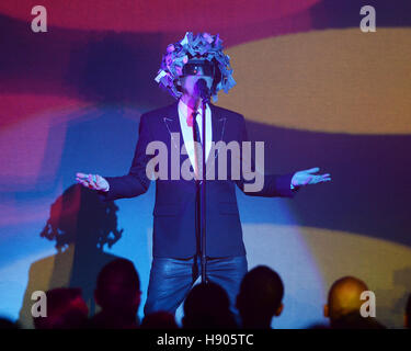 Miami Beach, FL, USA. 16. November 2016. Pet Shop Boys führen an das Fillmore am 16. November 2016 in Miami Beach, Florida. Bildnachweis: Mpi04/Medien Punch/Alamy Live-Nachrichten Stockfoto