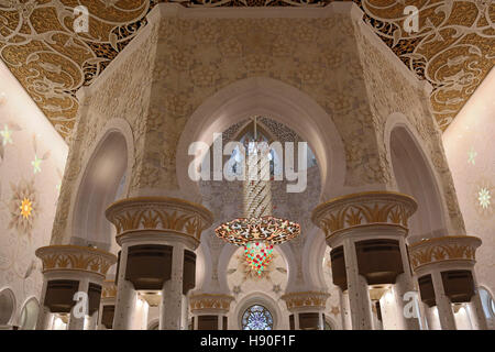 Sheikh Zayed Moschee in Abu Dhabi, Vereinigte Arabische Emirate Stockfoto