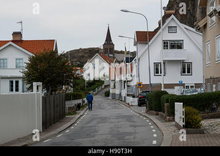 Straße im Dorf Fjällbacka, Bohuslän, Schweden, Scandinavia Stockfoto