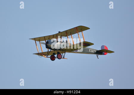 Shuttleworth Collection Avro 504K G-ADEV bei einer Flugschau in Old Warden, UK Stockfoto