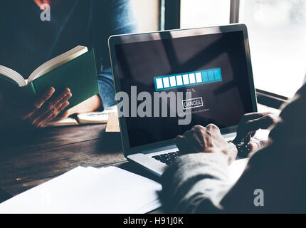 Herunterladen von Fortschritt Verfahrenskonzept Symbol abbrechen Stockfoto