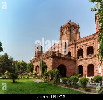 Das General Post Office ist das Hauptpostamt in Lahore, Pakistan. Am GPO Chowk auf Mall Road in der Nähe von Anarkali. Stockfoto