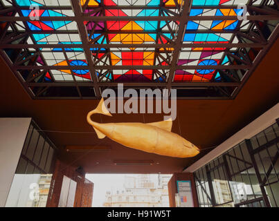 Chile, Santiago, Blick auf das Centro Cultural Gabriela Mistral. Stockfoto